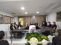 SESSÃO SOLENE EM HOMENAGEM AO EX-VEREADOR CÍCERO FRANCISCO DE OLIVEIRA 